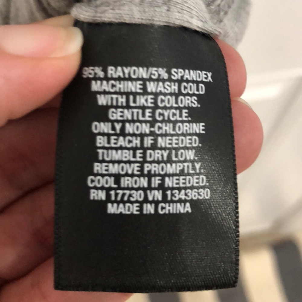 Grey hi-lo t-shirt - Picture 3 of 3